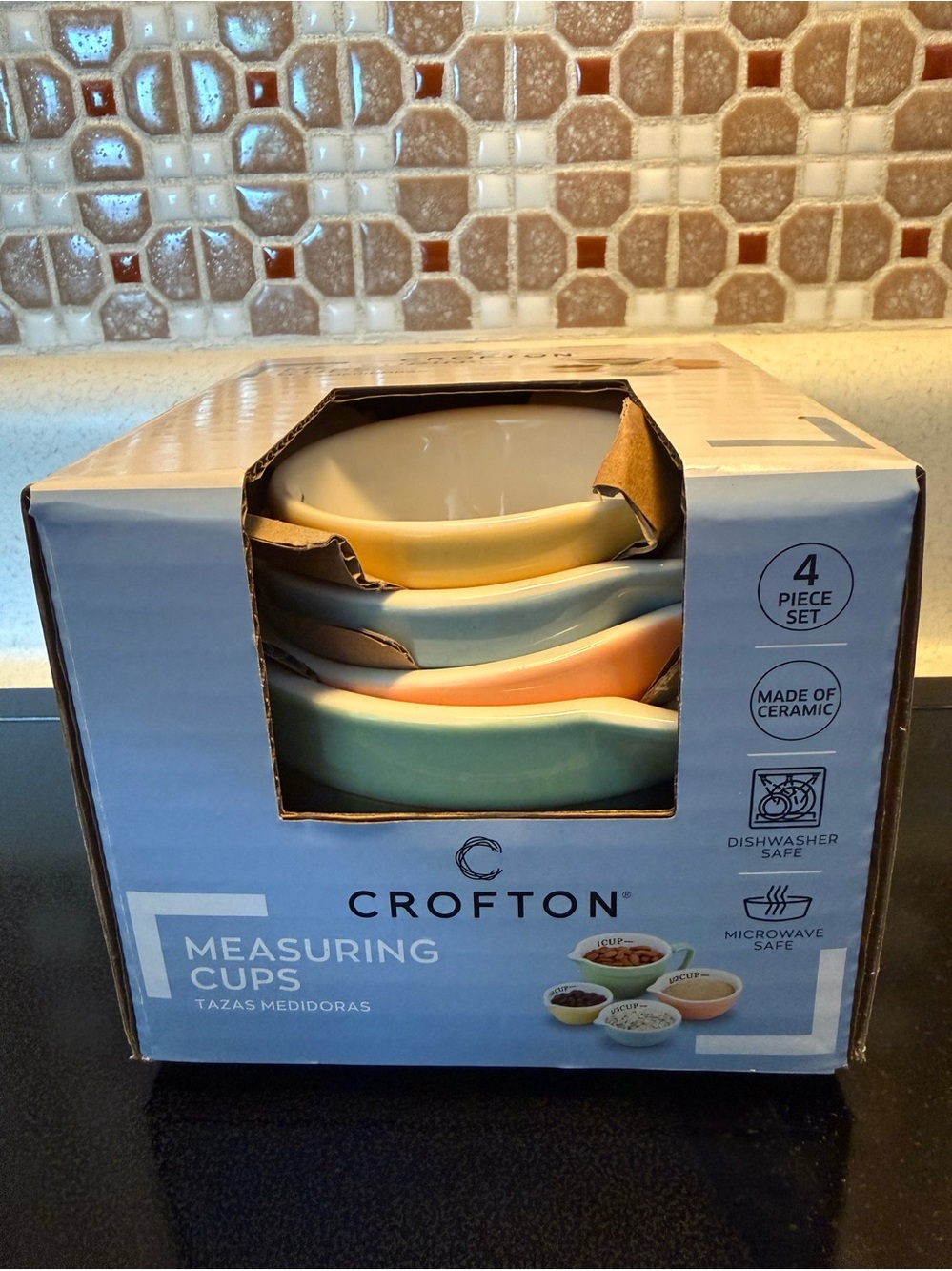 Crofton Ceramic Measuring Cups 4 Piece Nesting Set NEW in Package